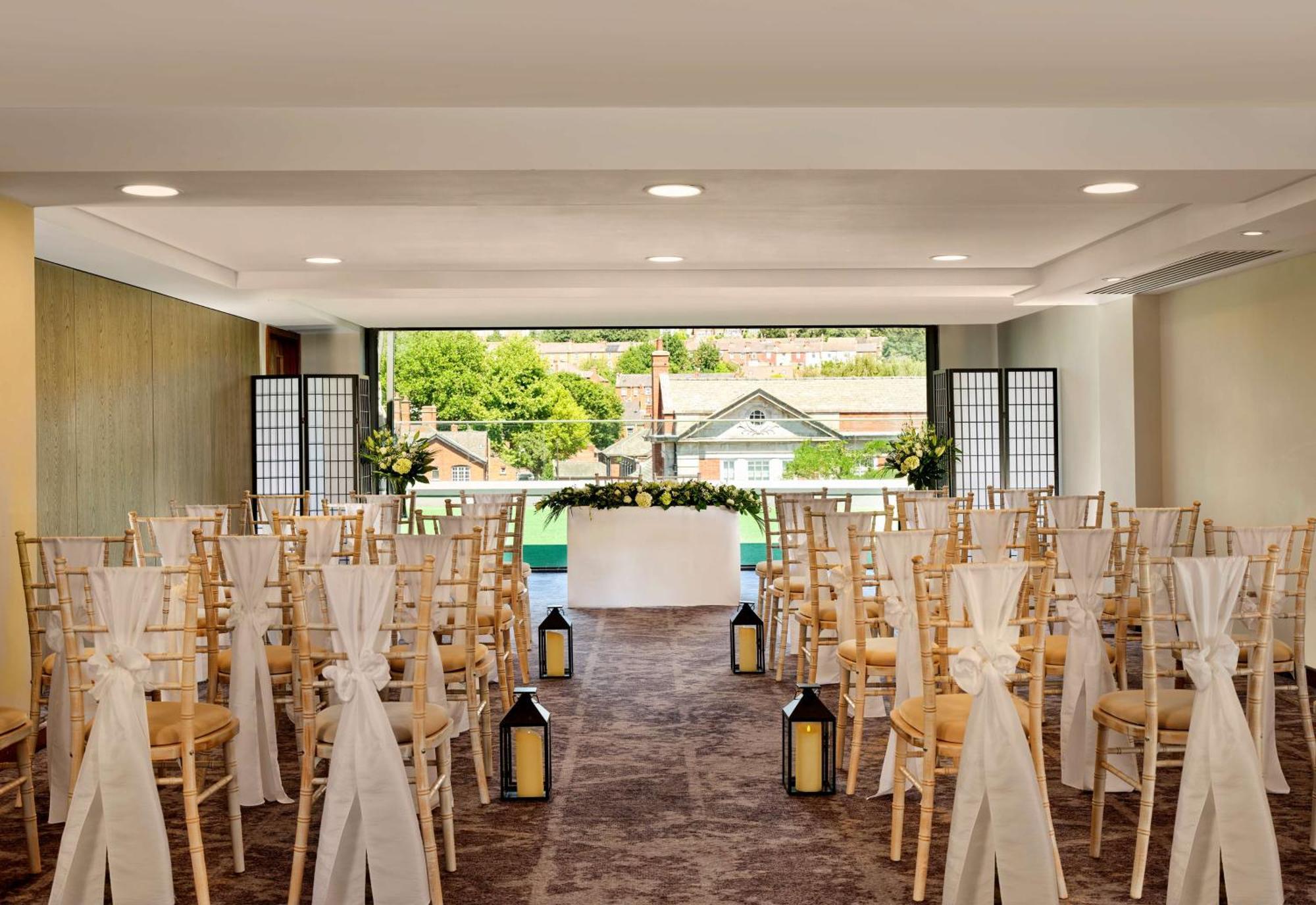 Doubletree By Hilton Lincoln Ξενοδοχείο Εξωτερικό φωτογραφία